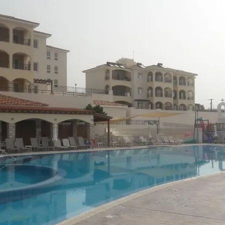 Cozy 2 Bedrooms In Complex With Swimming Pools And Beautiful View Apartment